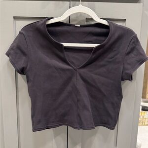 ALO Yoga Black V-Neck Crop Top